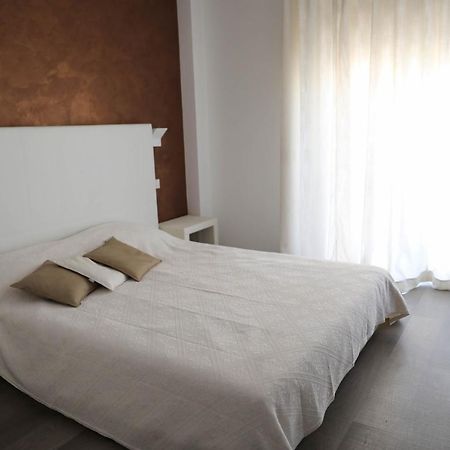 Interno 11 City View With Kitchen - 70 Mq Bari Exterior photo